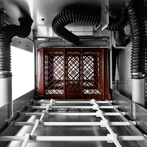 web_4_03_ausblaszone_558x558px