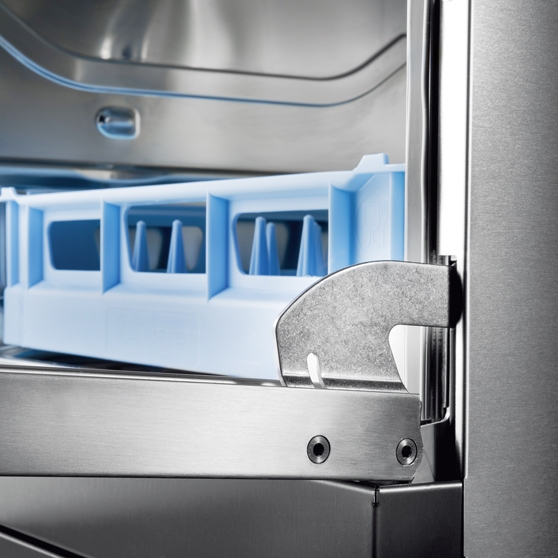 web_4_06_gedaempfter_tueranschlag_558x558px